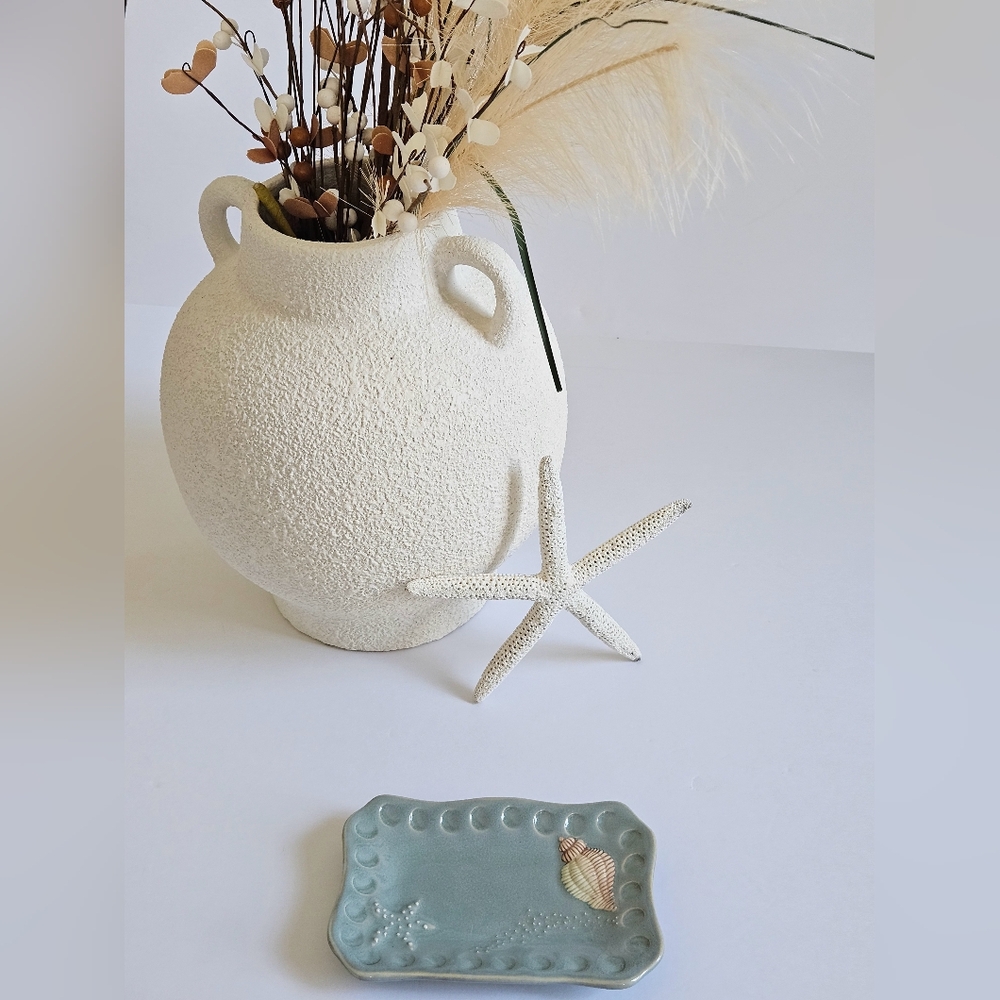 Vintage Wamsutta soap trays and bath accessories - Picture 3 of 4